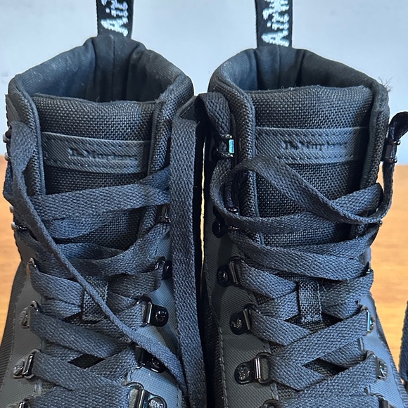 Dr. Martens Black Combs Boots size 41 (9) - Picture 5 of 13